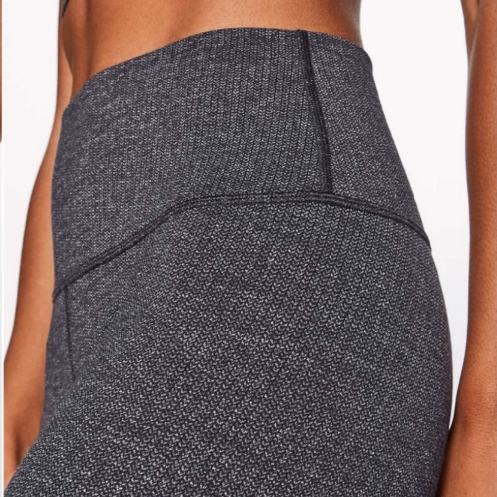 Lululemon Wunder Under Hi-Rise Tight 28
